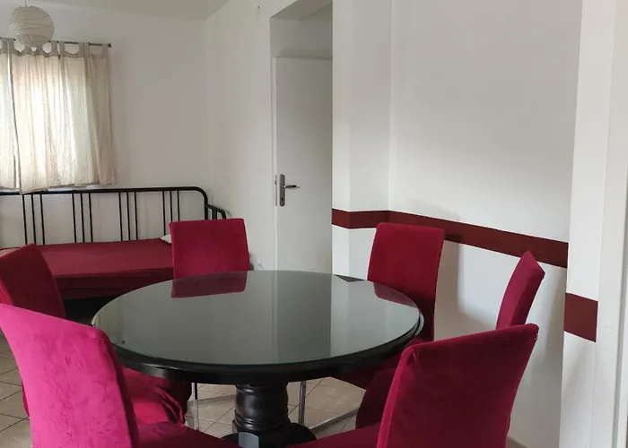 Mazuran2 Apartamento *