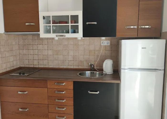 Mazuran2 * חוואר